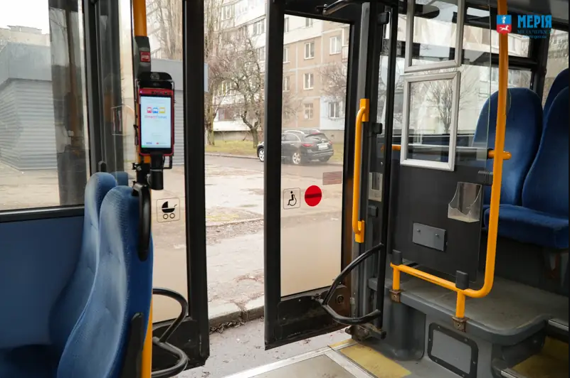 автобус маршрутка транспорт